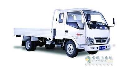 金杯汽車資產負債率超90% 政府輸血能否持續驅動貨車銷售扭虧？